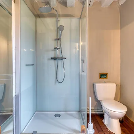 Stunning In De Breteuil